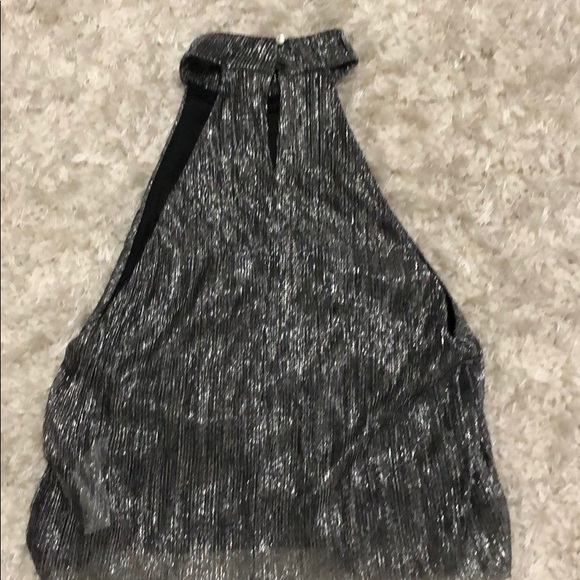 Silver top - Picture 2 of 2